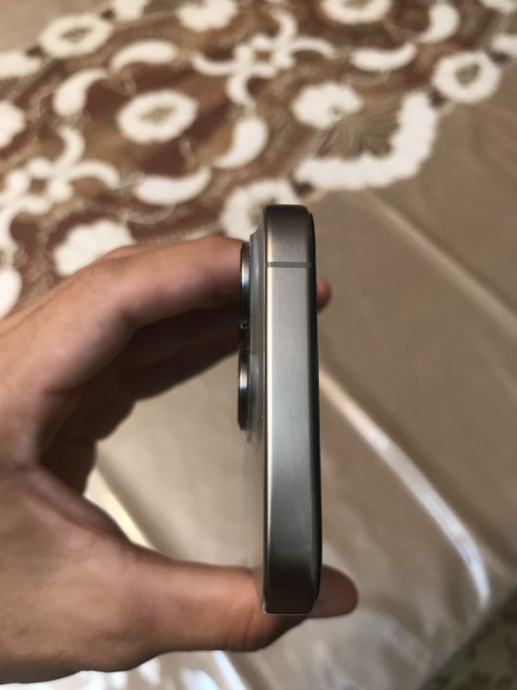 Iphone 15 pro 256gb 88% yomkost
