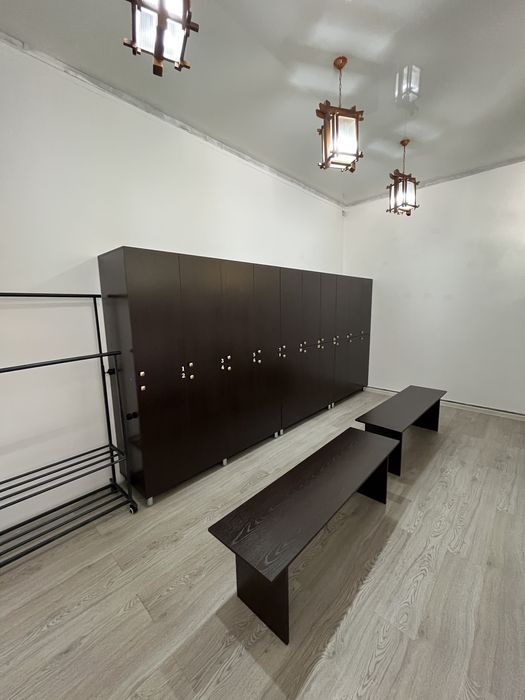 Новые шкафчики, стеллаж и скамейки