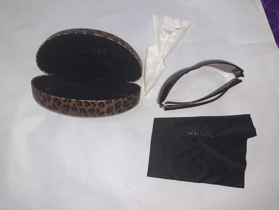 Ochelari de soare dama Guess