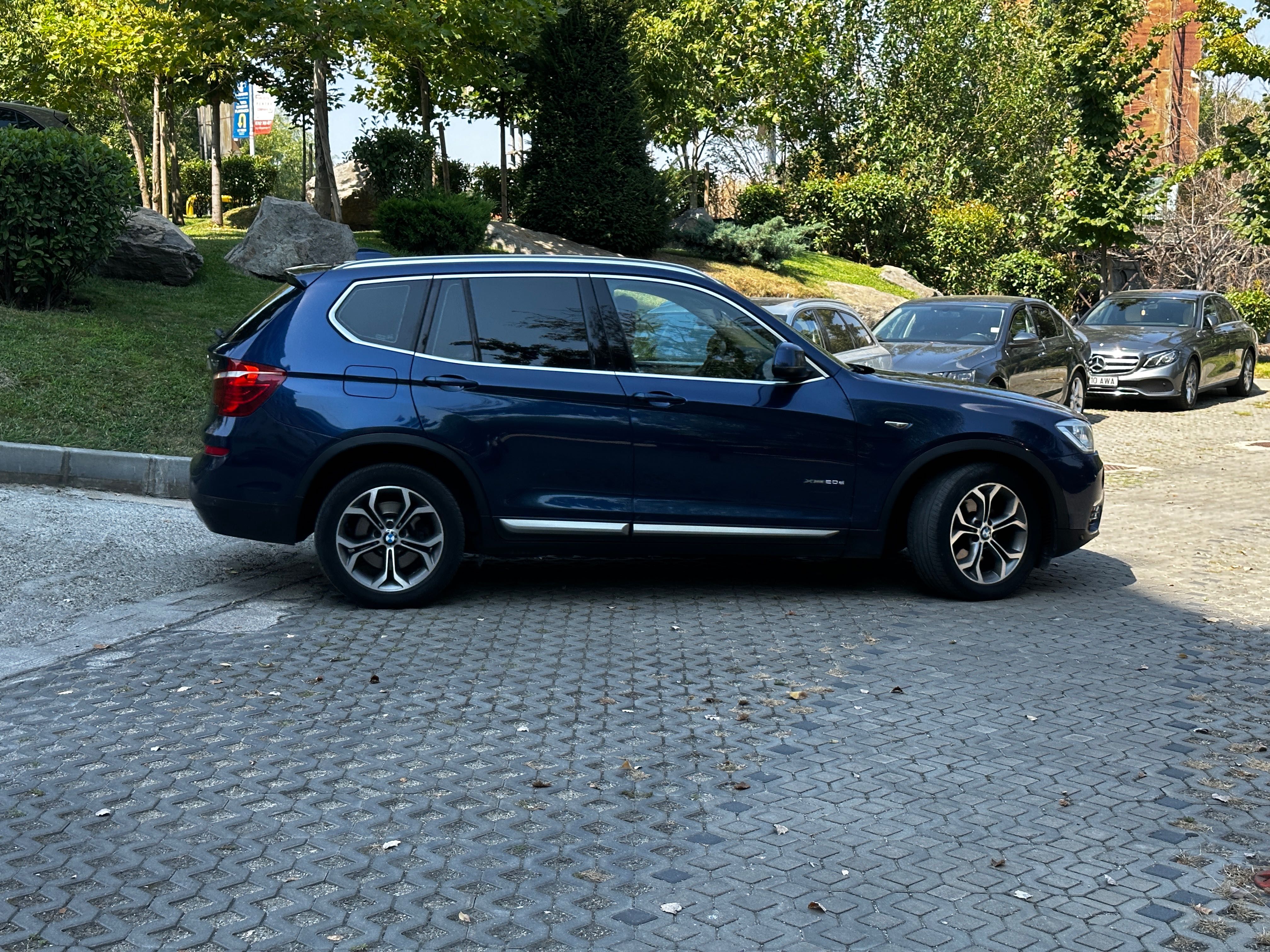 BMW X3 F25 2 diesel Xdrive Automat panoramic Full LED