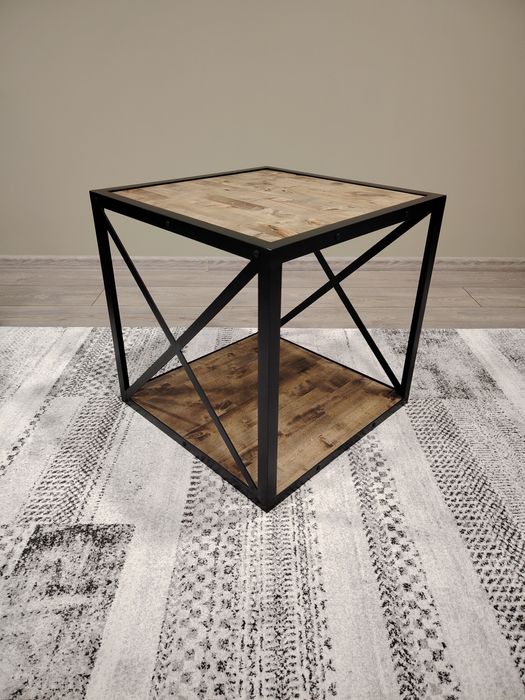 CUBE 50х50 маса в индустриален стил