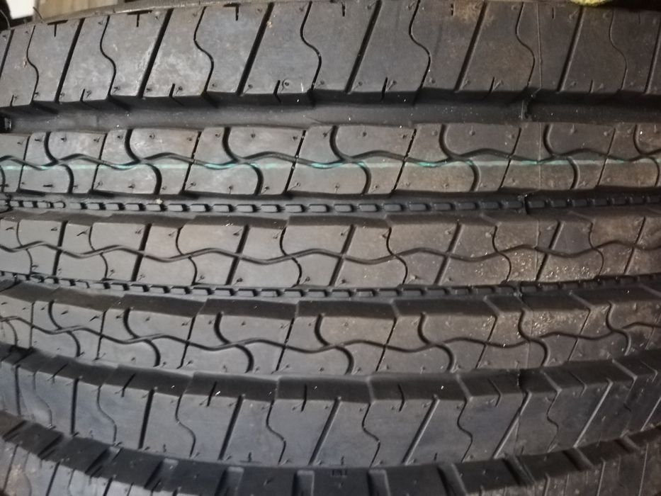 ГрузовыешиныTriangle. TR685,TR689. 215/75R17.5 235/75R17.5 245/70R19.5