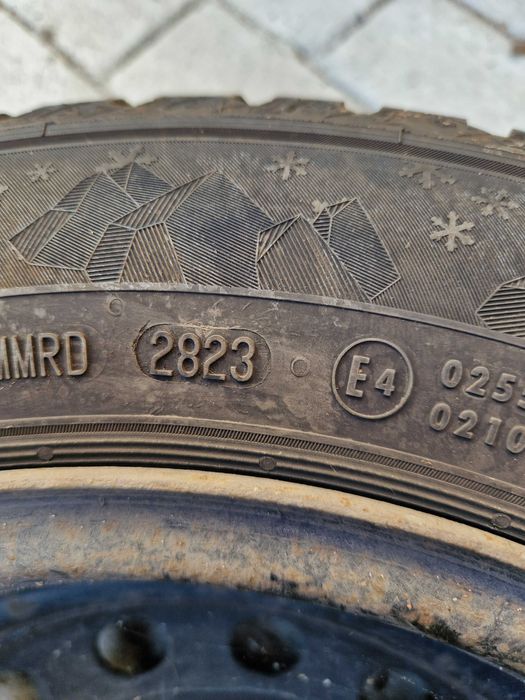 Метални джанти с гуми за Нисан Алмера