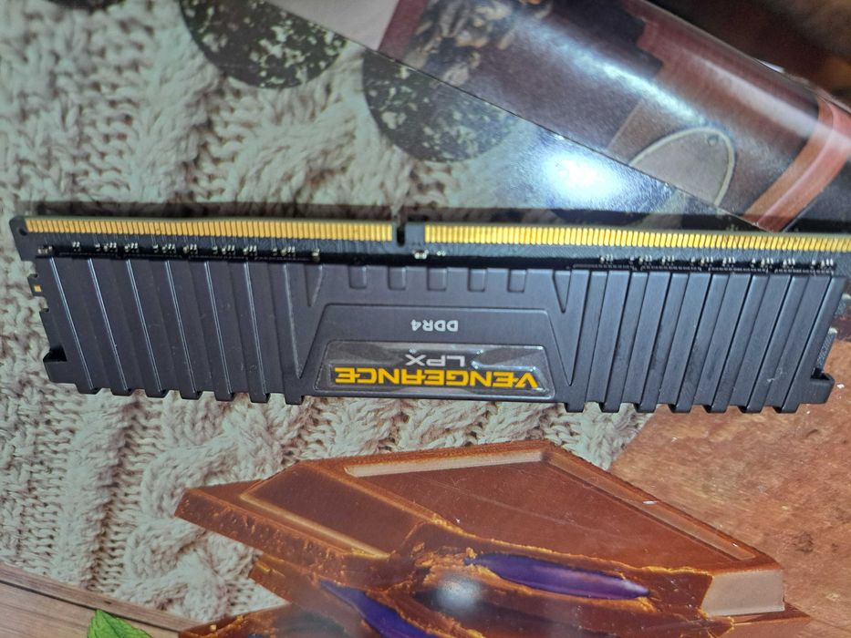 Memorie RAM DDR4  DDR4 Vengeance