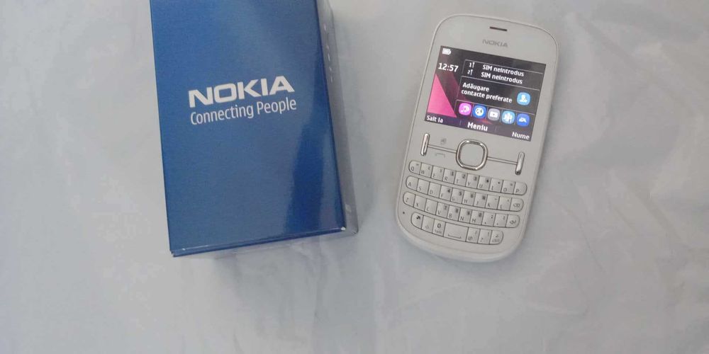 Vand Nokia Asha 200 in stare f buna, ca-NOU