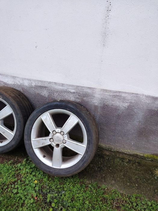 Jante de Seat Leon pe 17" cu tot cu cauciucuri de vară
