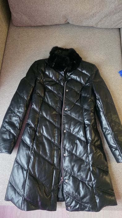 Пуховик кожаный б/у.