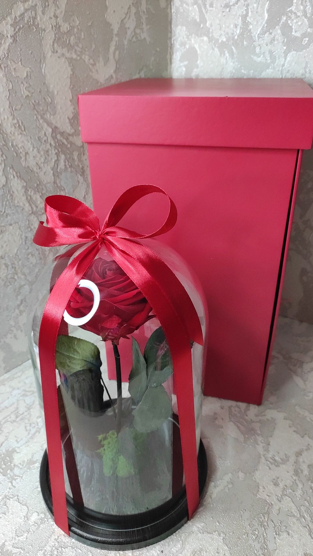 Волшебный Подарок на День рождения.Новый год! Лучшие розы в Алматы. Ро