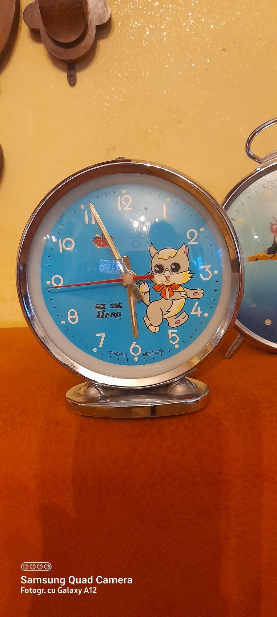 Trei ceasuri animate pentru copii