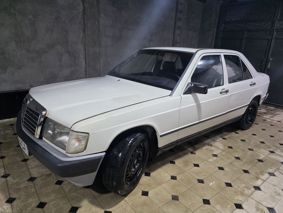 Mersedes benz 190 E