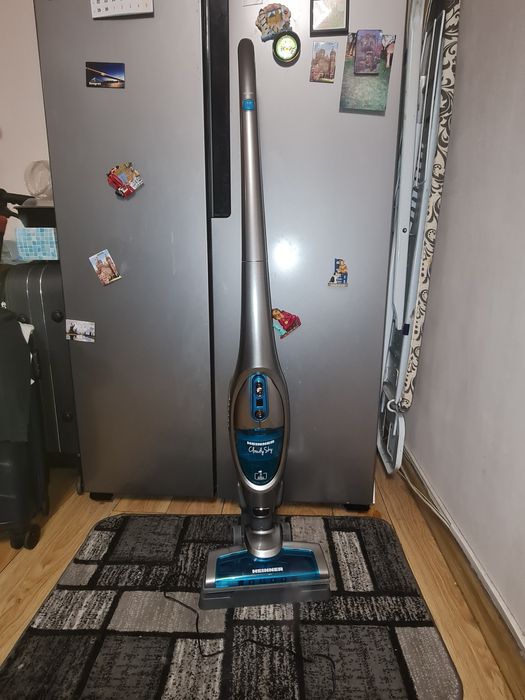 Aspirator Heinner CloudySky HSVC-V21.6GR - utilizat