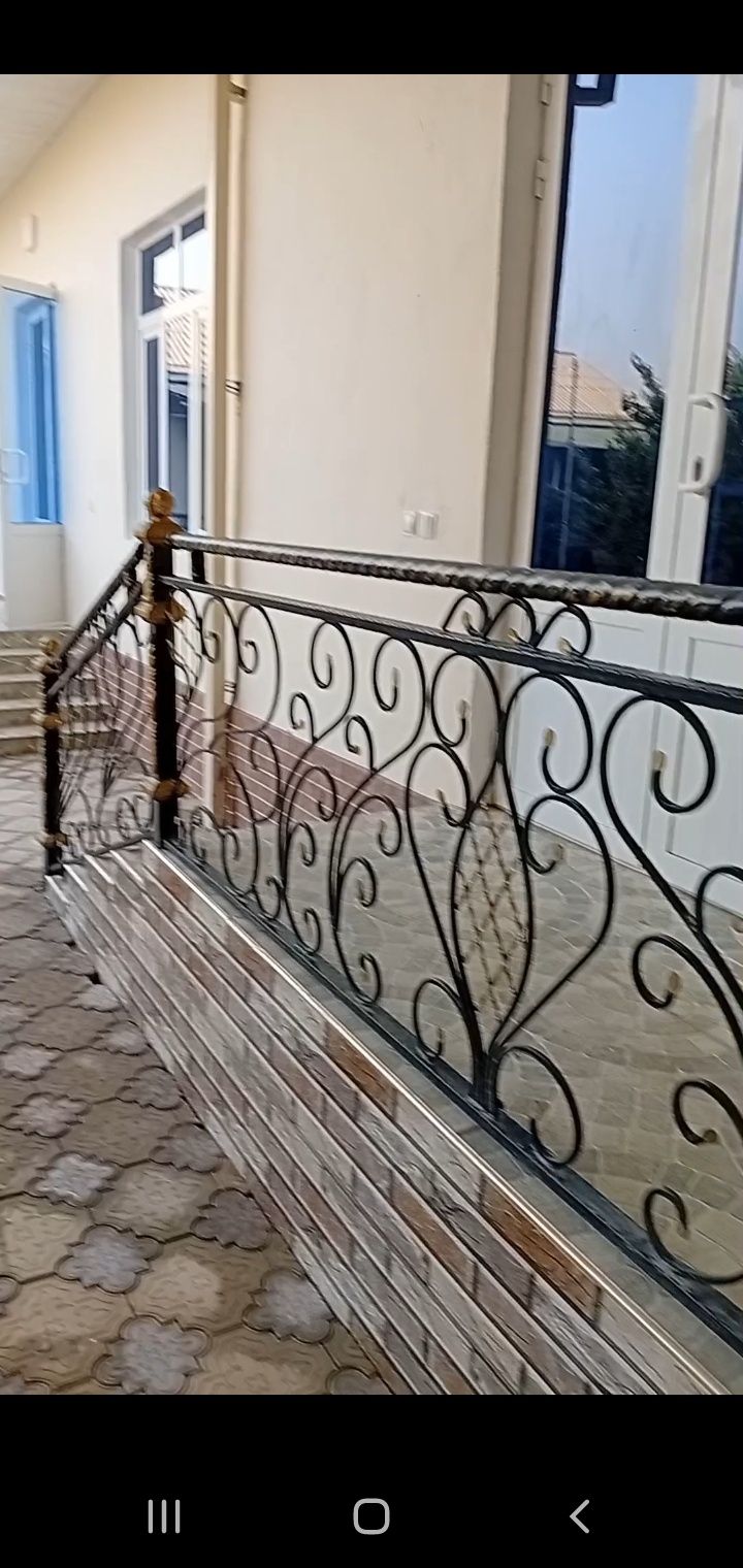 Барча кулайликларга эга ховли сотилади.