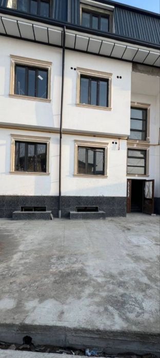 Дом ДУБЛЕКС сотилади.