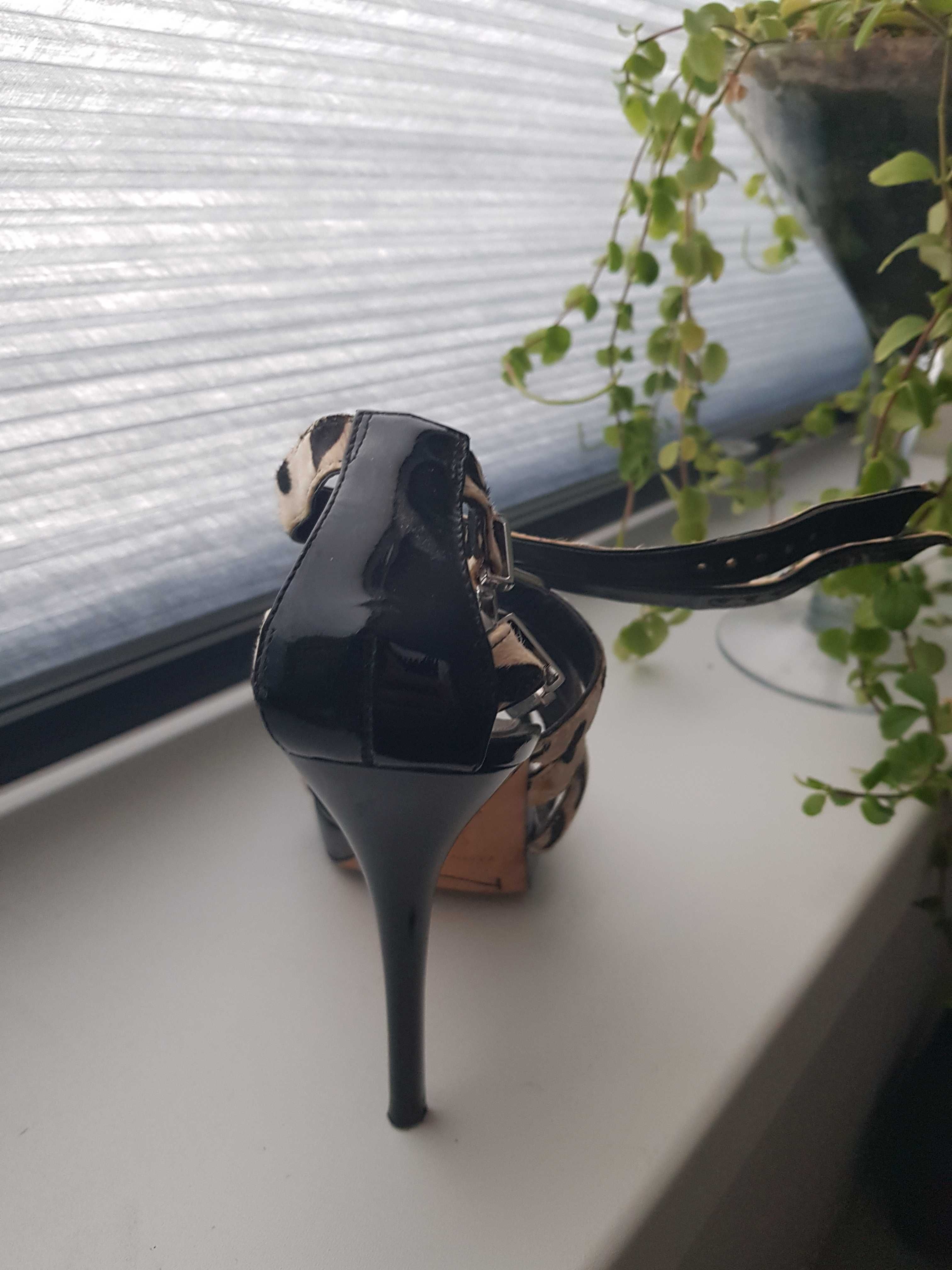 Sandale cu toc Karen Millen