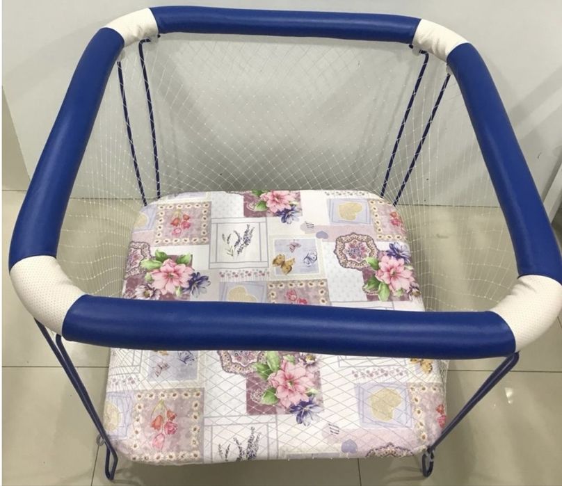 Продам детский игровой манеж