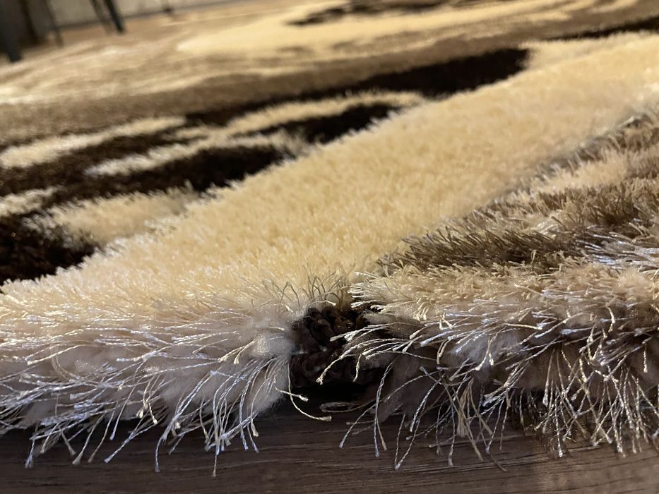 Чисто нови килими