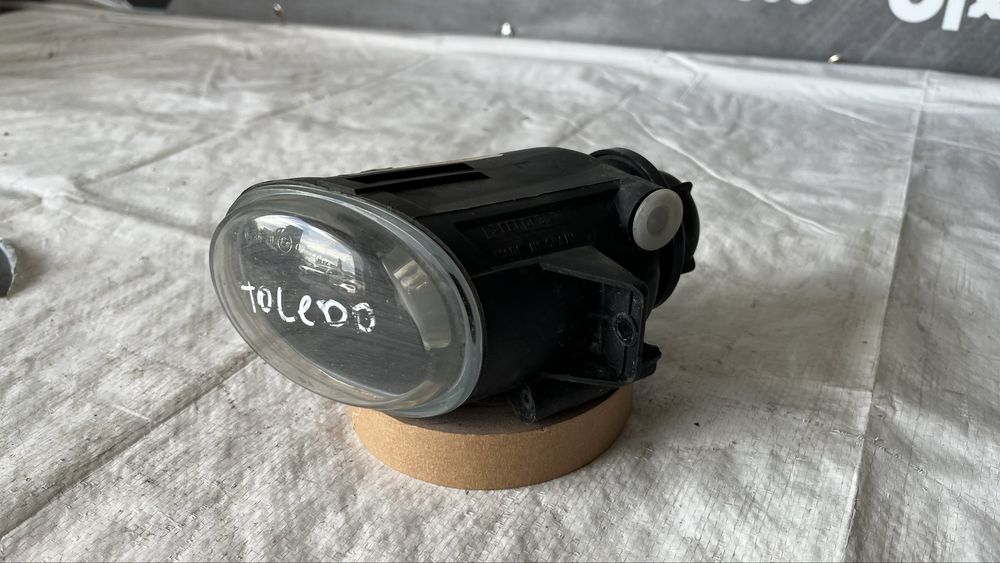 Ляв халоген Seat Toledo 2