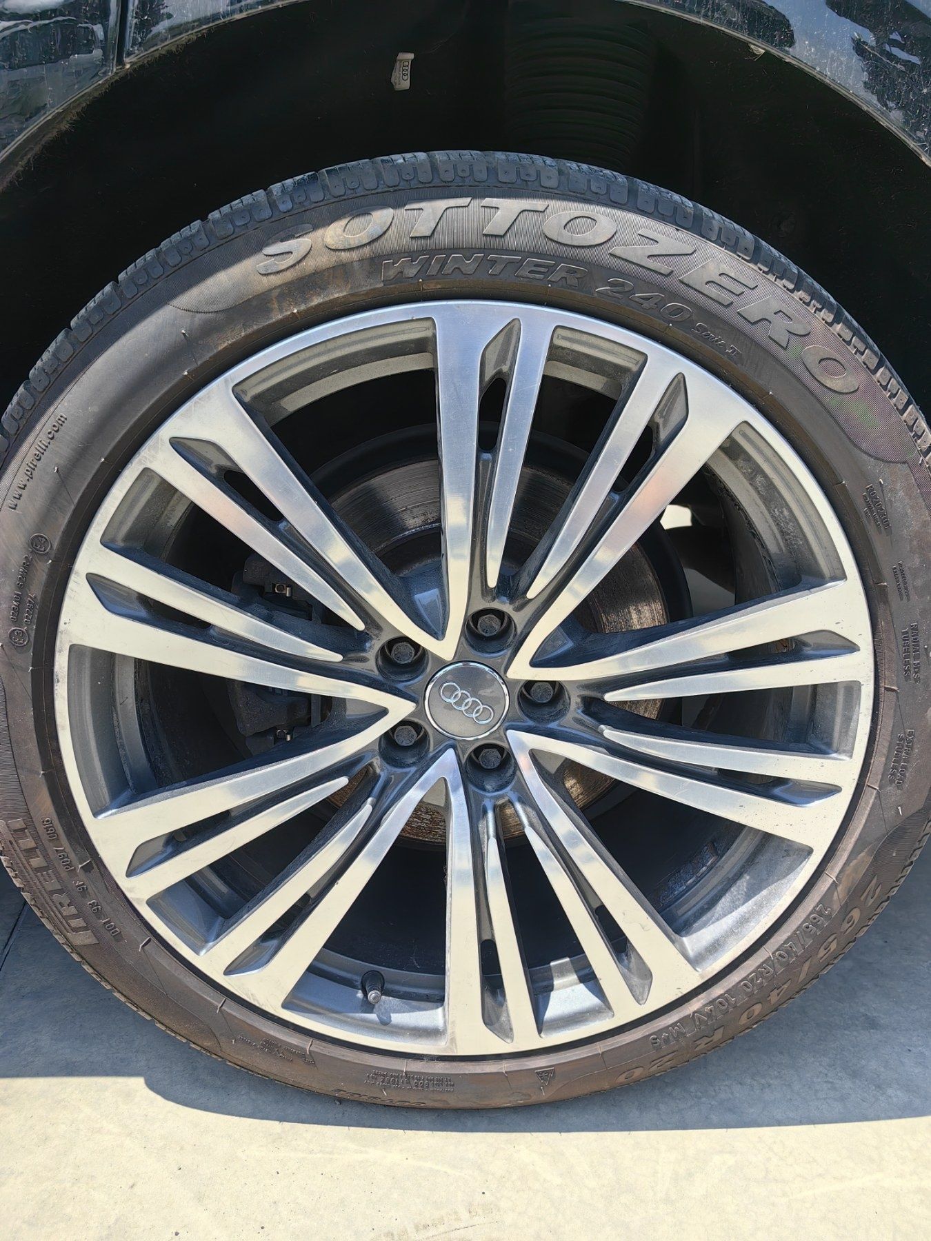 Джанти с гуми 20 цола , 5 x 112 Audi A8 2018г