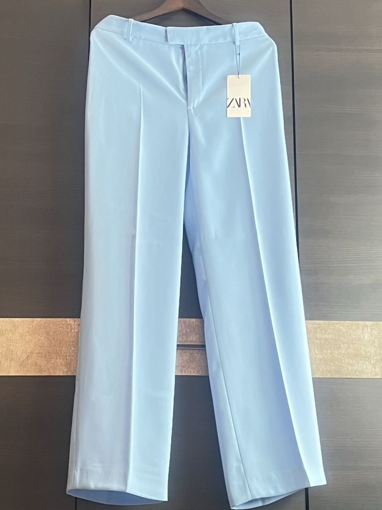 Чисто Нов Панталон на ZARA  L разнер син