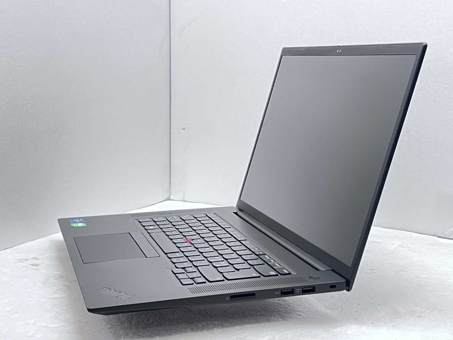 Lenovo ThinkPad P1 G4 WQHD+ i7-11850H 32GB 1TB A3000/->Отличен