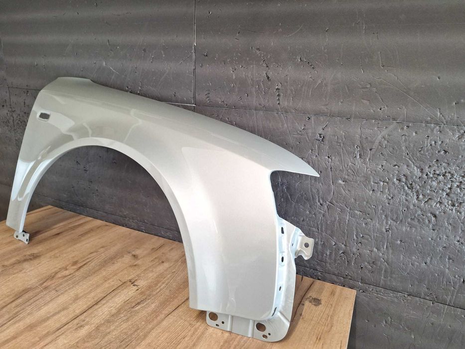 Aripa Fata Dreapta Audi A4 B6 An 2000-2004 (LY1X (Auriu))