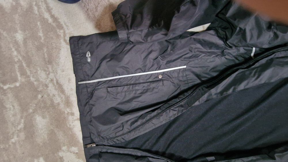 Geacă Adidas mărimea XL