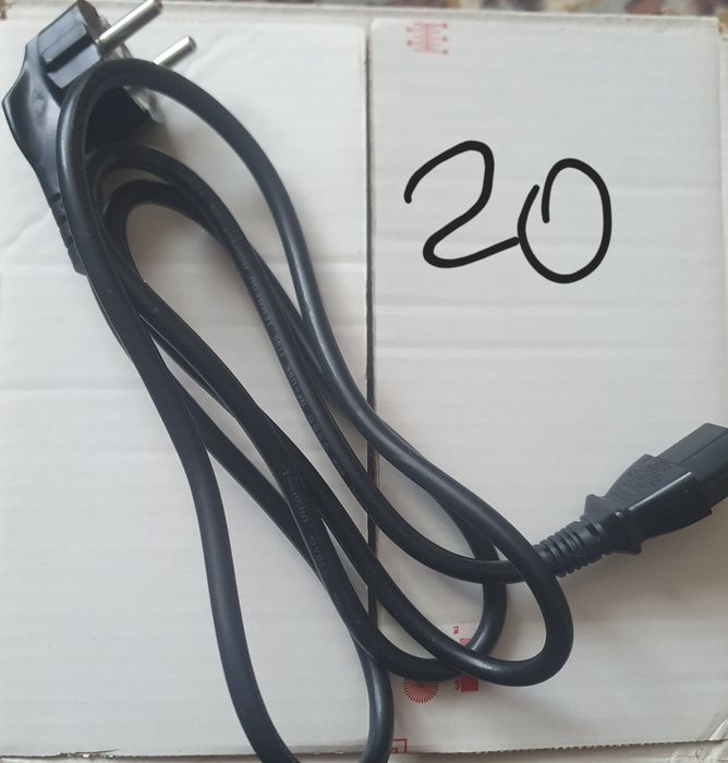 Cabluri alimentare PC_Monitor