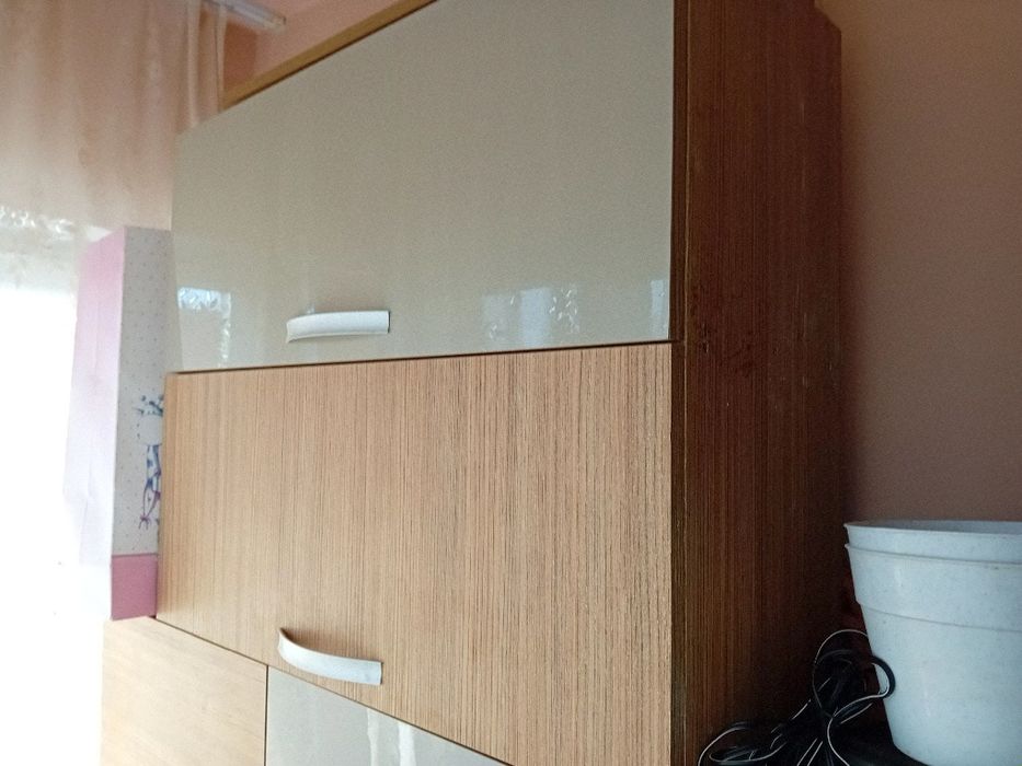 Vând mobila bucătărie