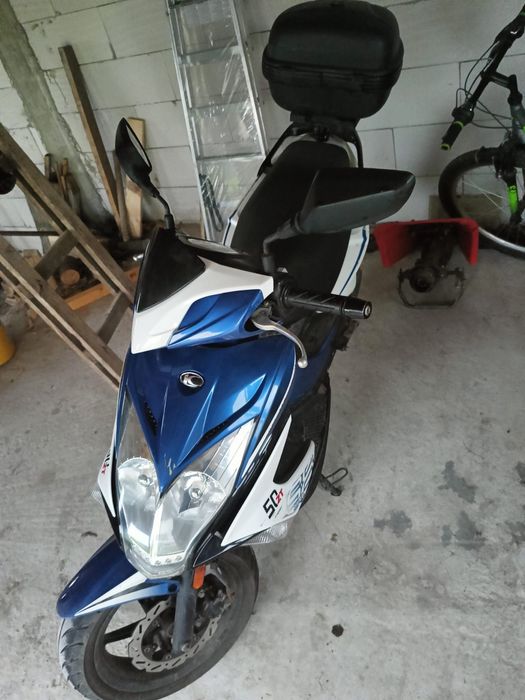 Vand Scuter de 49