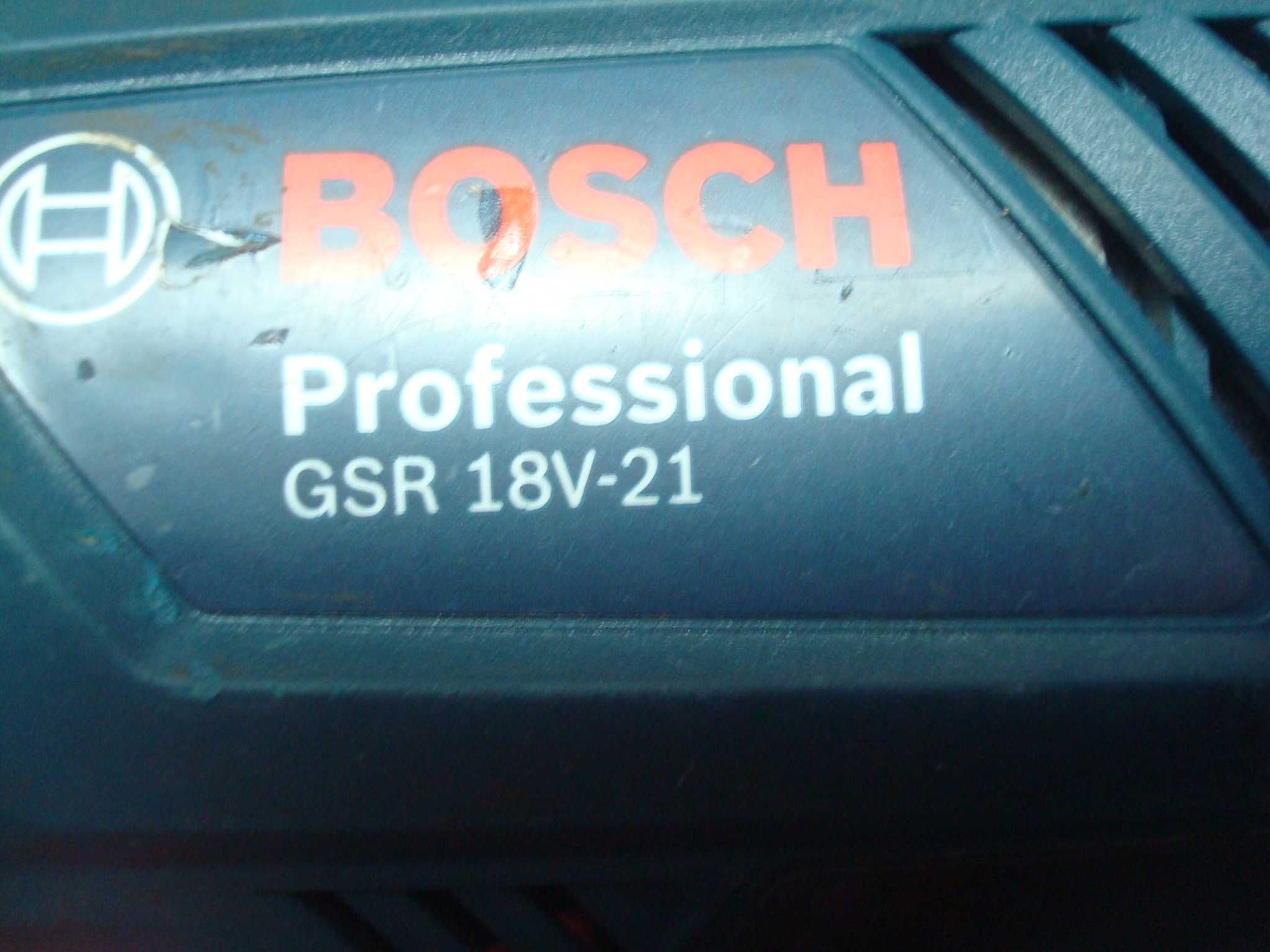 Bormasina autofiletanta  profesional  Bosch GSR-18V-21 Li-Ion completa