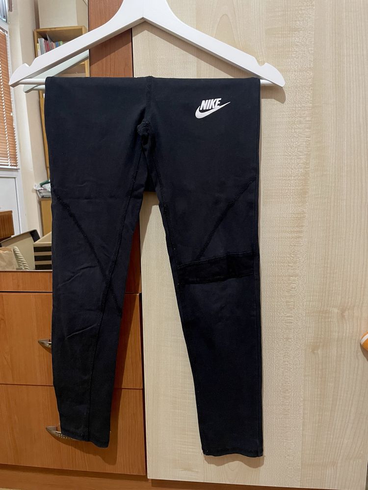Бюстие и клин за момиче NIKE