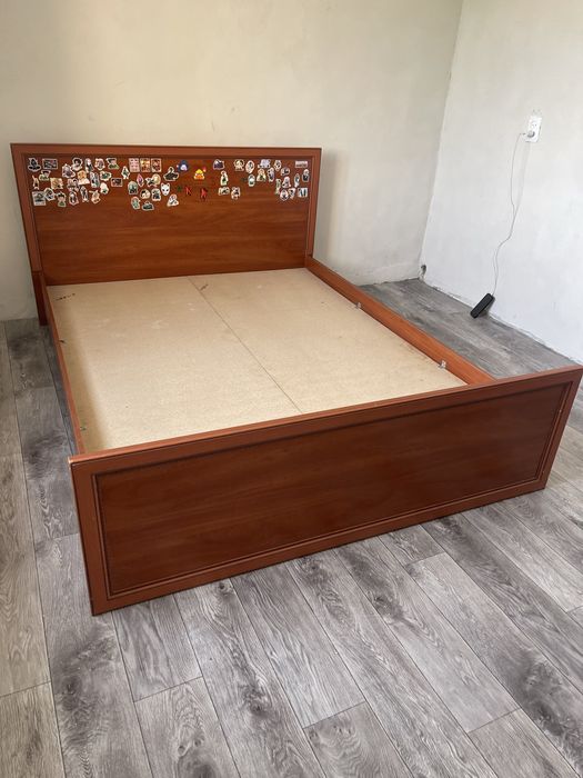 Продам 2 ух спальную кровать