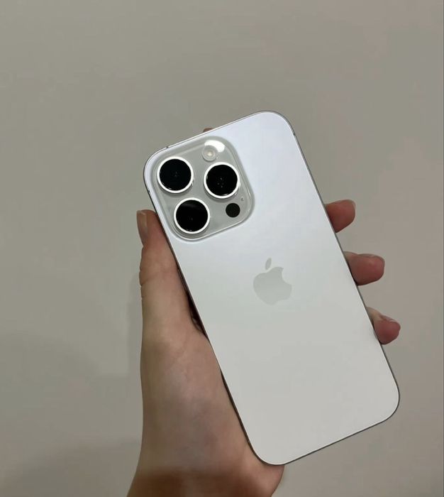 Айфон 16 про.