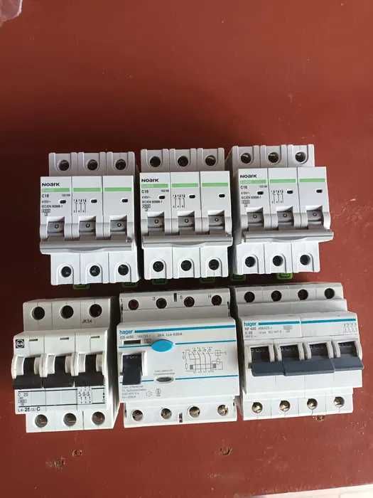 Siguranțe automate C 80amperi,63,40,20,16 amperi.415 volți.400