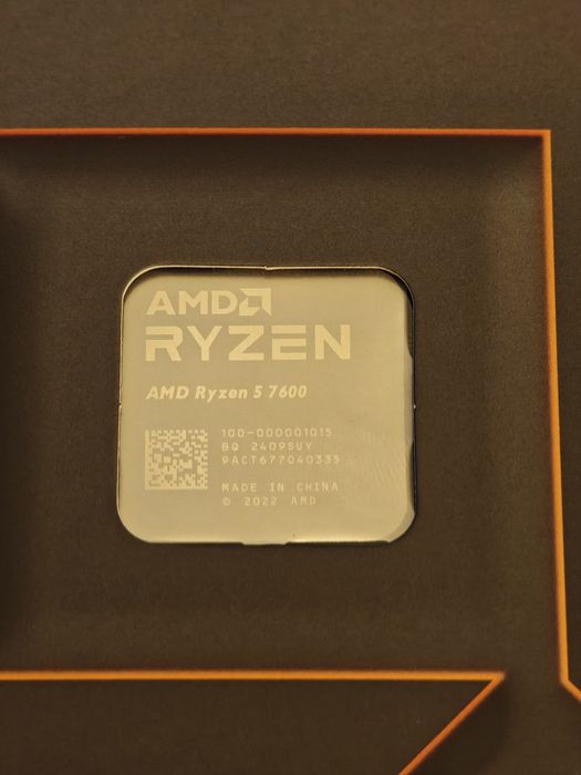 Procesor AMD Ryzen 5 7600 + Cooler original