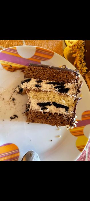 Tort proaspăt disponibil