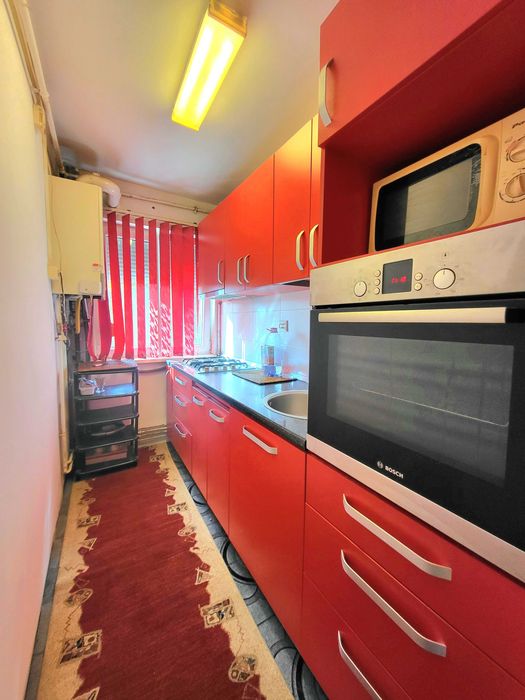Apartament 3 camere de închiriat, zona Circumvalatiunii