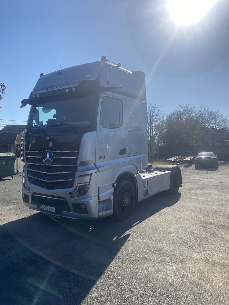 Vand Mercedes Actros Edition One