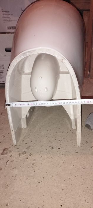 Продавам  нови тоалетни чинии за вграждане