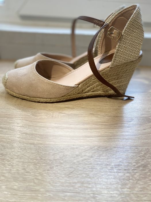 Espadrile sandale  roz prafuit , marimea 39