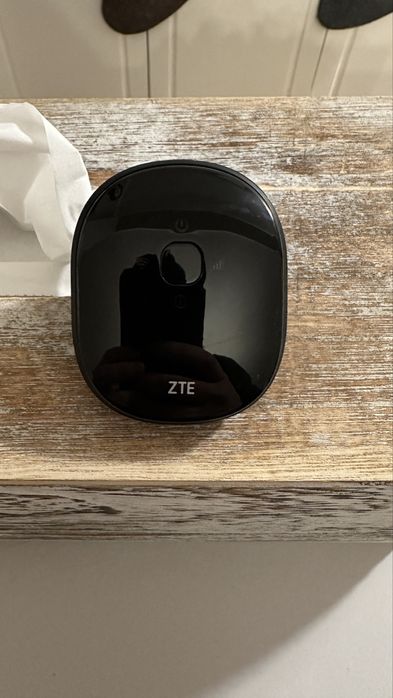 Modem Wifi 4G Hotspot Auto ZTE nou liber de retea