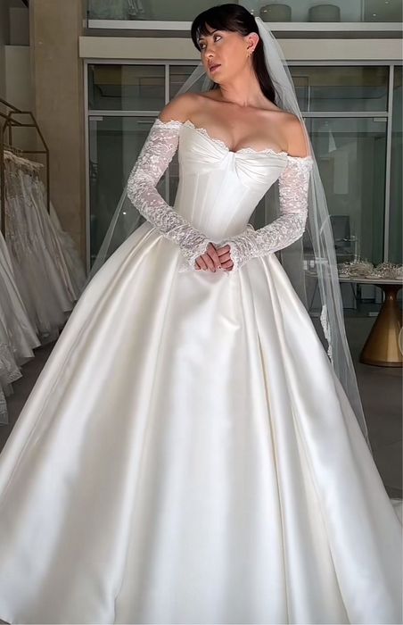 Свадебное платье