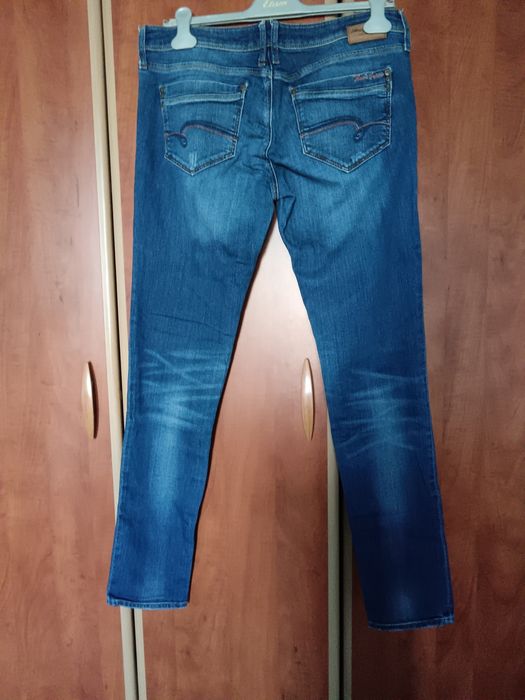 Vând Blugi Dama Mai Jeans .Co Mărimea 42