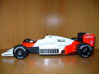 Macheta 1/18 McLaren F1 MP4/2 1986
