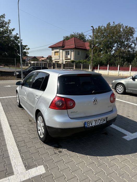 Golf 5 de vânzare
