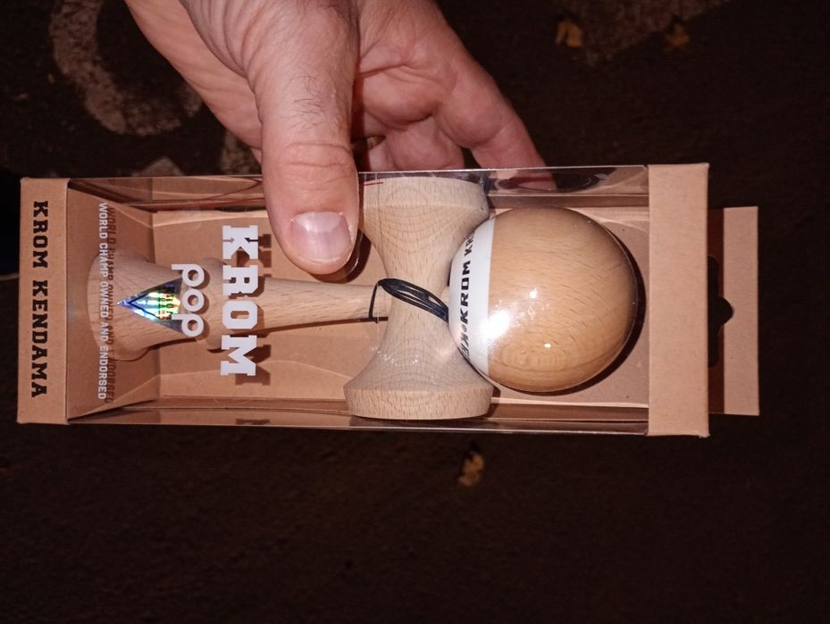 Kendama Krom pop lol sticky neked