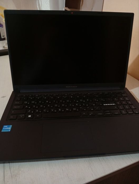 ASUS vivobook 15