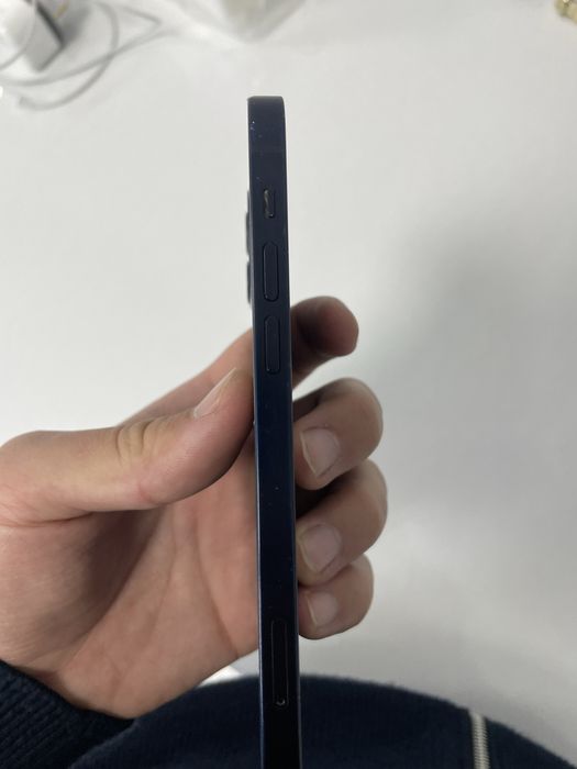 Iphone 12 64gb срочно с коробкой