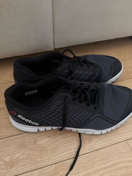 Продам кроссрвки почти новые