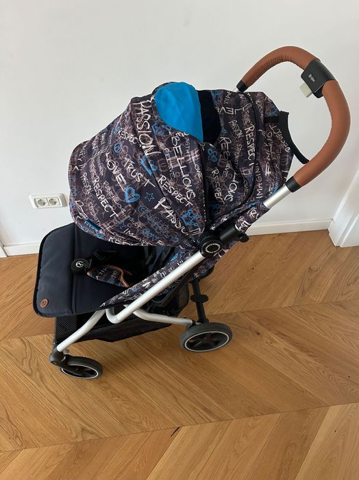 Cybex Eezy S Plus Trust Blue + Landou + Car Seat Adapter